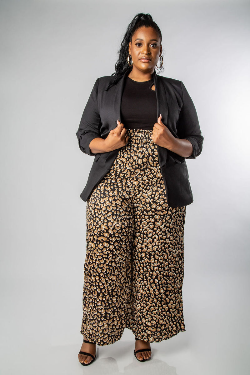 PLUS SIZE WOVEN COLLARED BLAZER-MISCHUN